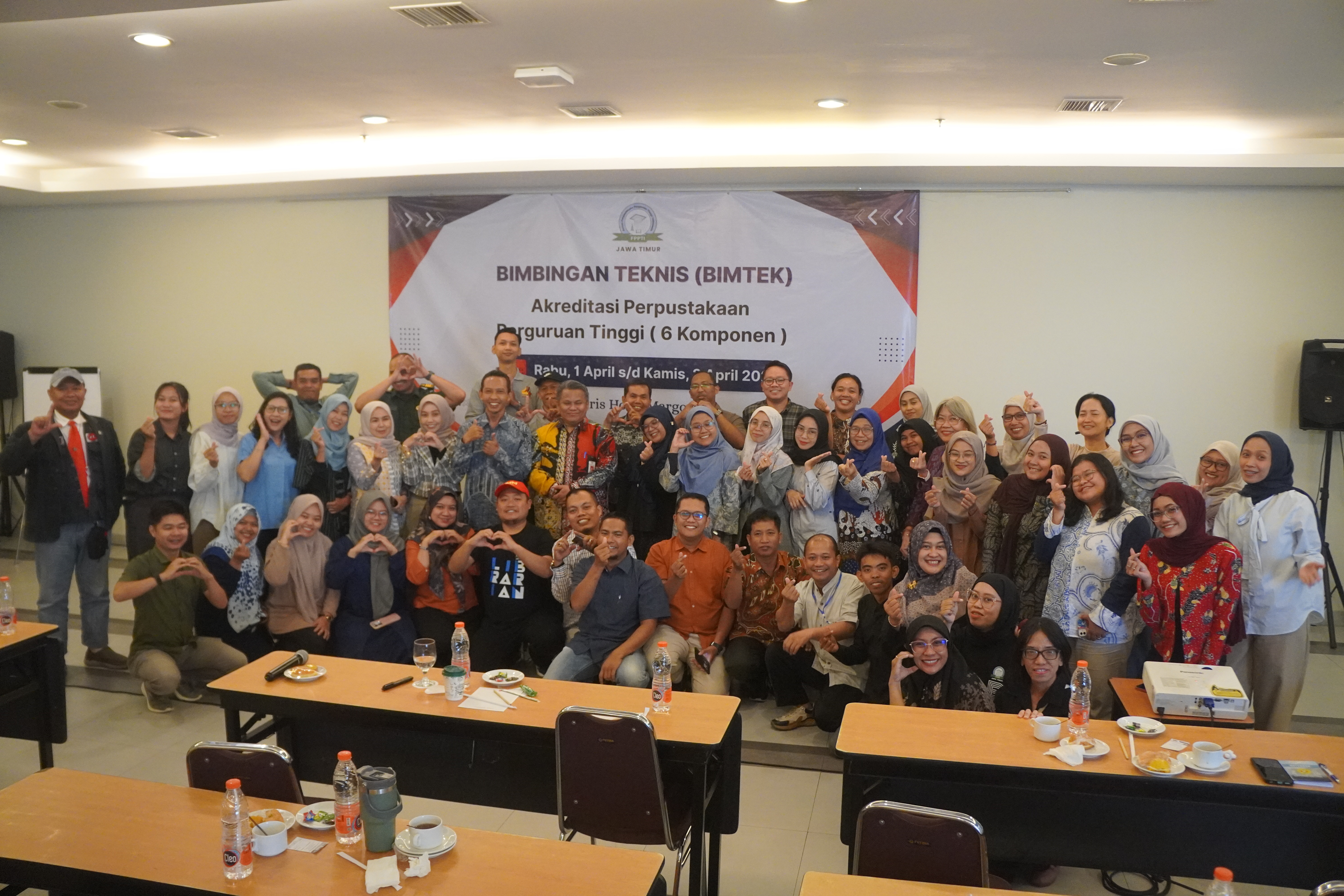 BIMTEK AKREDITASI PERPUSTAKAAN PERGURUAN TINGGI 2026 6 KOMPONEN DI SURABAYA